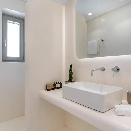 Luxury Mykonos - 3 Bedrooms - Estaffe - Amazing Agean Views - Wind Protected Alfresco Dining Area * קלפטיס
