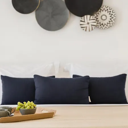 Luxury Mykonos - 3 Bedrooms - Estaffe - Amazing Agean Views - Wind Protected Alfresco Dining Area Вилла Калафатис