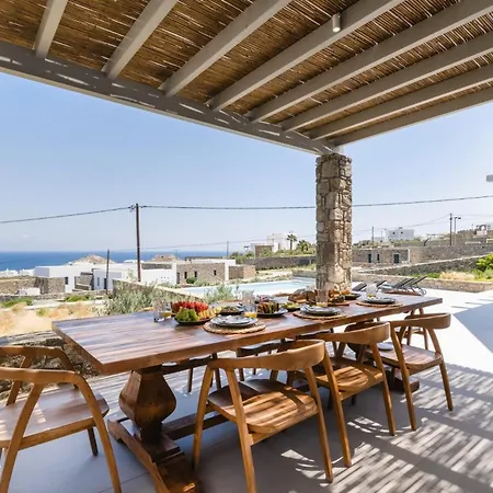 Luxury Mykonos - 3 Bedrooms - Estaffe - Amazing Agean Views - Wind Protected Alfresco Dining Area * קלפטיס