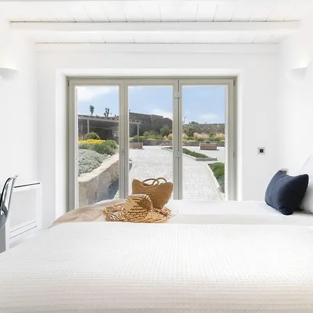 Villa Luxury Mykonos - 3 Bedrooms - Estaffe - Amazing Agean Views - Wind Protected Alfresco Dining Area Kalafatis